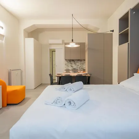 Goldoni House 6 Duomo M5 A Few Steps Away From The Subway 아파트